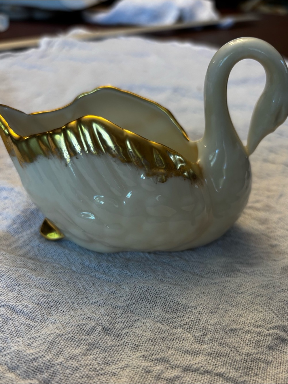 Lenox Cream Porcelain Swan with Gold Trim